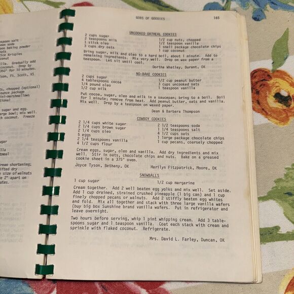 Oklahoma Kountry Kitchen Regional Cookbook 27th National Square Dance Convention - Picture 5 of 8